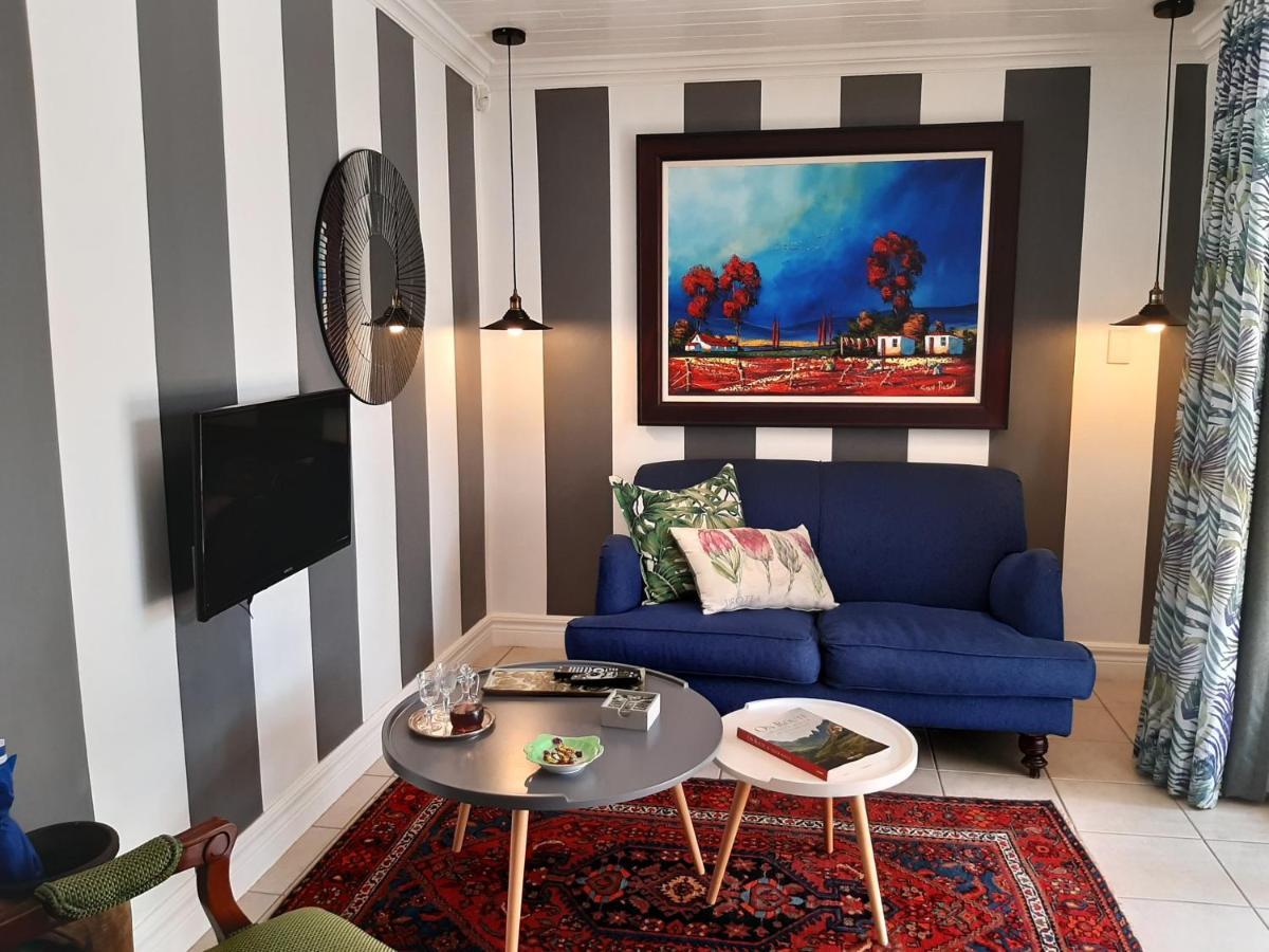 At 98 On Lynburn Guest House Pretoria-Noord Kültér fotó